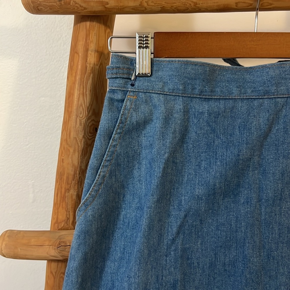 Levi’s Maxi Skirt - Picture 2 of 9